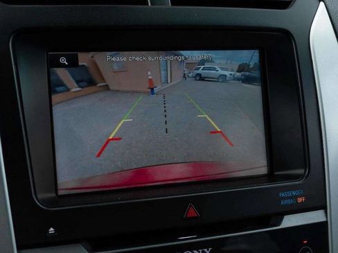 Used 2014 Ford Explorer Limited w/ Equipment Group 302A image 11