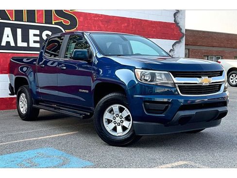 Used 2019 Chevrolet Colorado W/T w/ WT Convenience Package RWD image 12