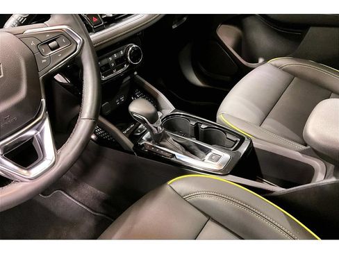 Used 2025 Chevrolet TrailBlazer ACTIV w/ Convenience Package FWD image 25