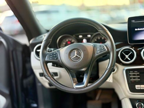 Used 2018 Mercedes-Benz CLA 250 image 21