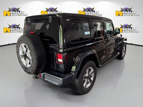 Used 2023 Jeep Wrangler Unlimited Sahara w/ Cold Weather Group AWD/4WD image 4