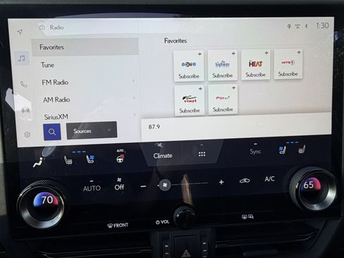 Used 2024 Lexus GX 550 AWD/4WD image 24