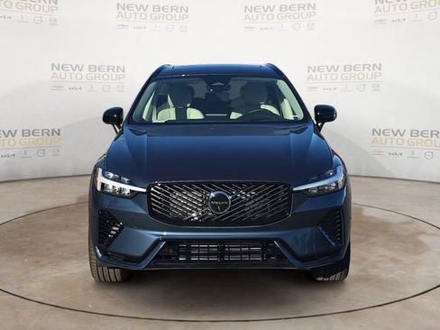 New 2026 Volvo XC60 T8 Ultra w/ Protection Package Premier AWD/4WD image 8