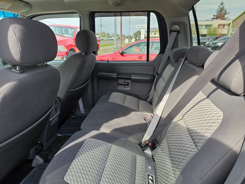 Used 2004 Ford Explorer Sport Trac XLS AWD/4WD image 20