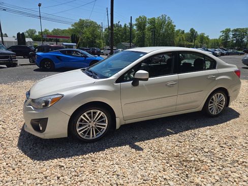 Used 2014 Subaru Impreza 2.0i Limited AWD/4WD image 4