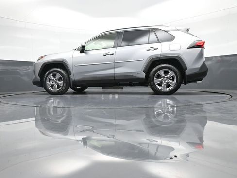 Certified 2025 Toyota RAV4 XLE w/ Convenience Package image 34