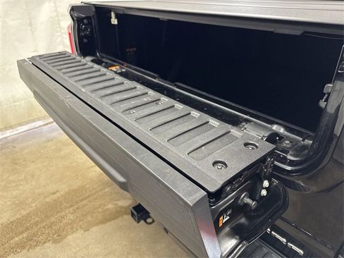 Certified 2022 GMC Sierra 1500 Denali Ultimate image 32