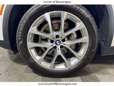Used 2022 BMW X5 xDrive40i w/ Luxury Seating Package AWD/4WD image 25