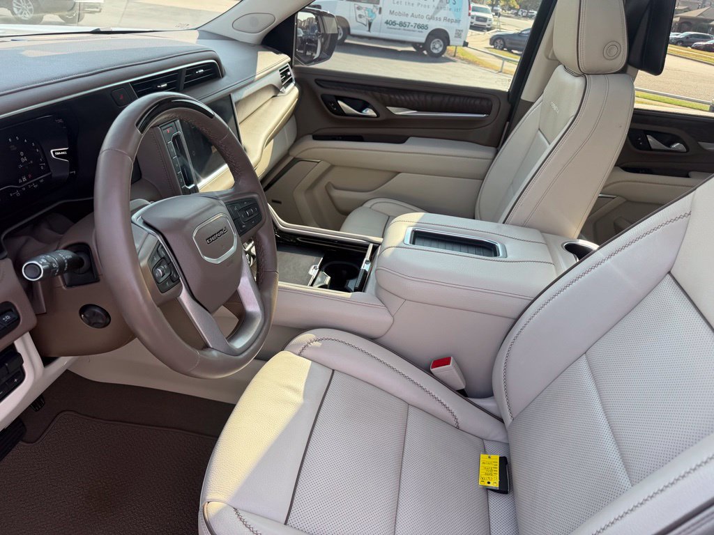 Used 2024 GMC Yukon Denali w/ Denali Reserve Package AWD/4WD image 30