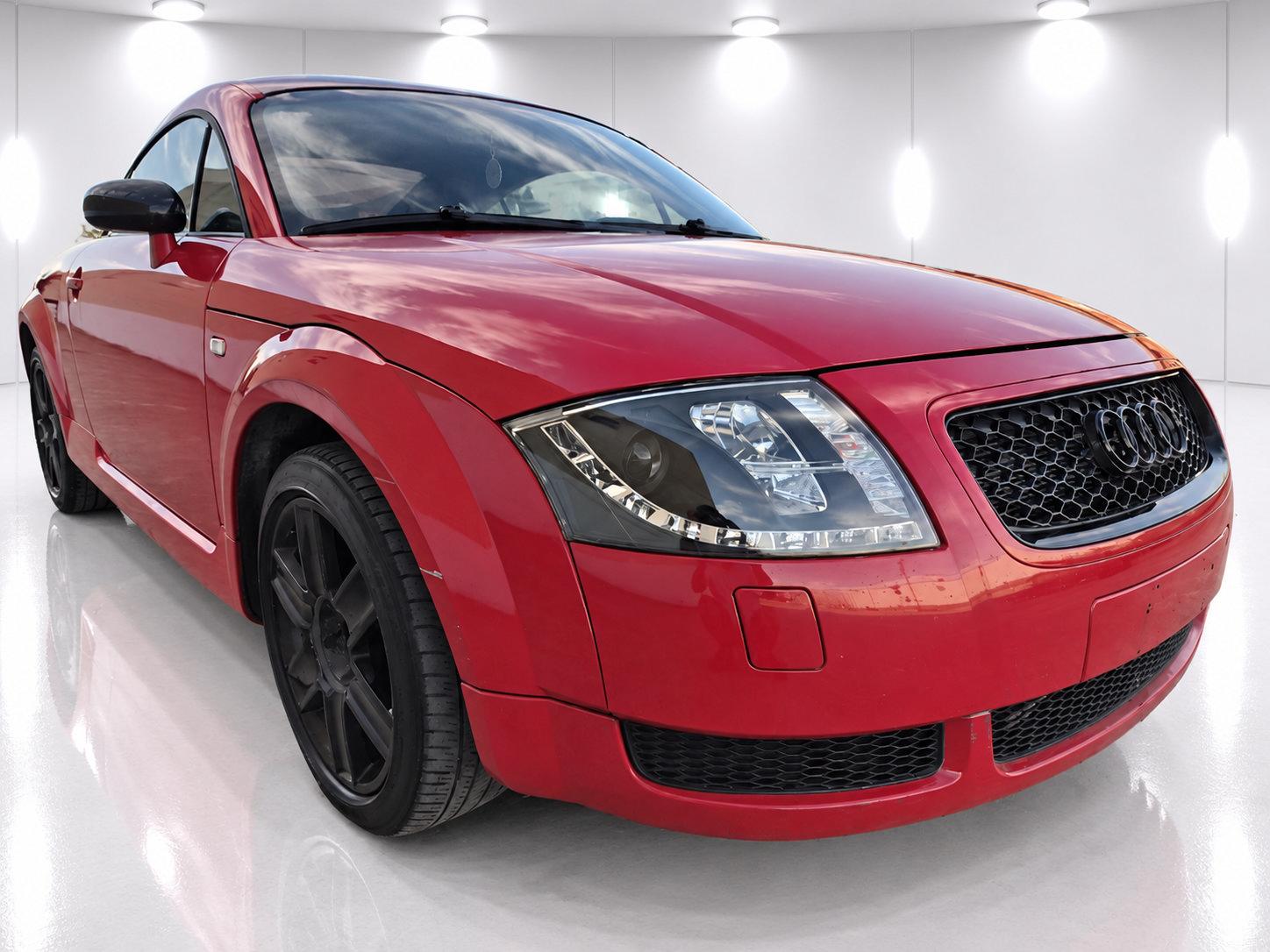 Used 2004 Audi TT 1.8T FWD image 2