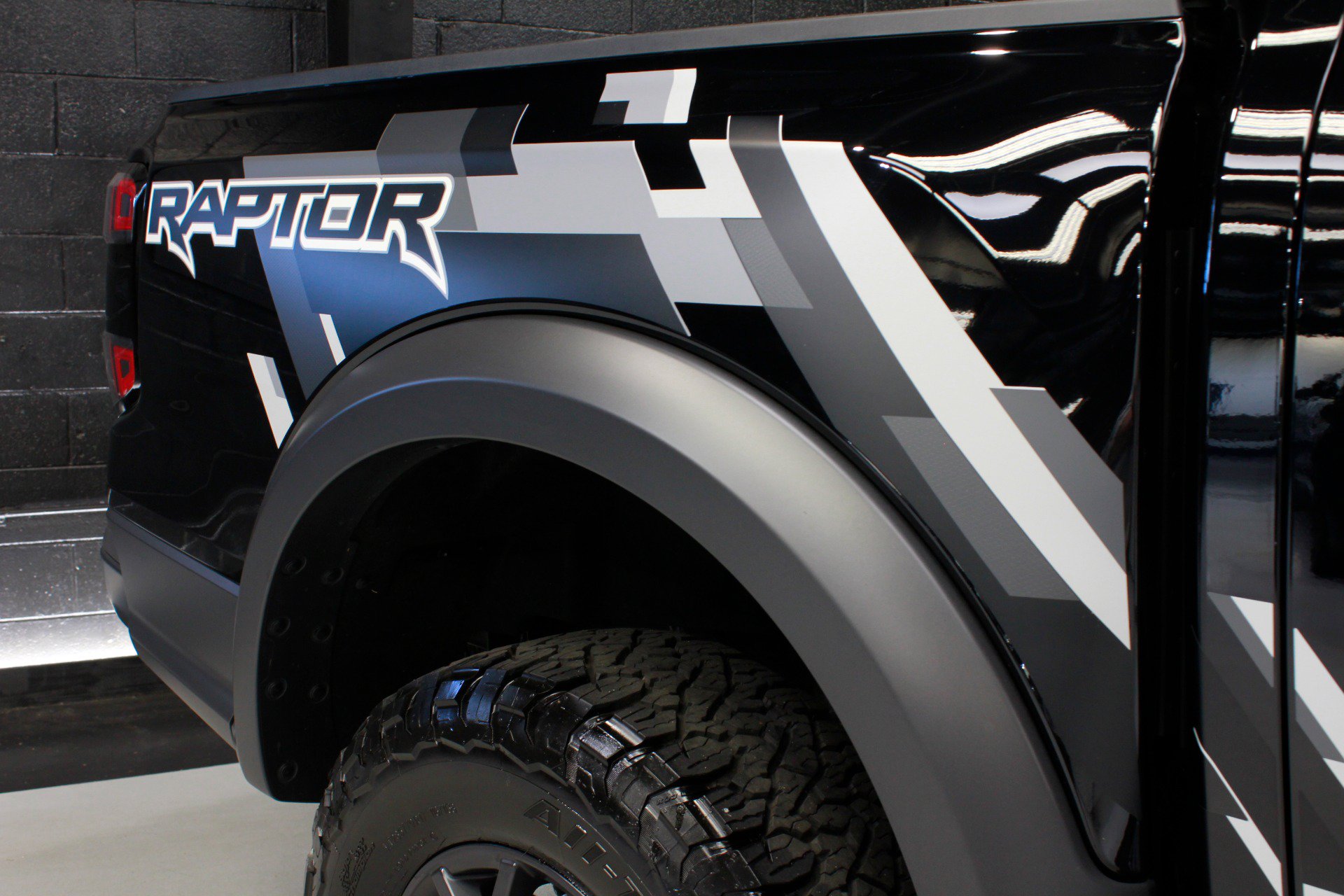 Used 2025 Ford Ranger Raptor AWD/4WD image 33