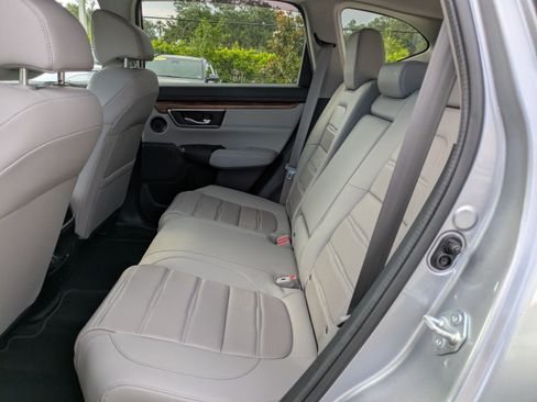 Used 2022 Honda CR-V Touring image 13