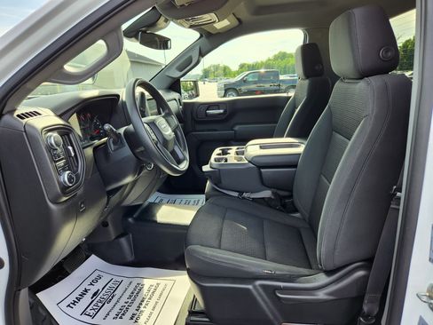 Used 2023 GMC Sierra 1500 Pro w/ Pro Value Package AWD/4WD image 11