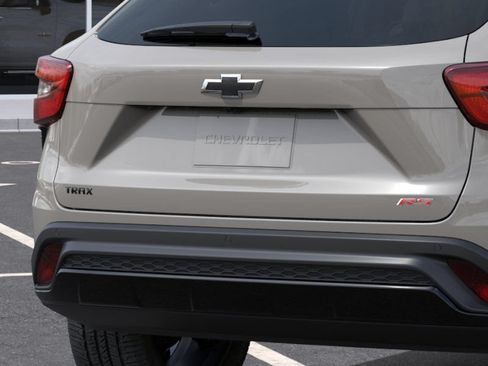 New 2026 Chevrolet Trax RS w/ Sunroof Package FWD image 14
