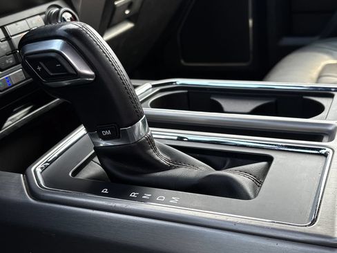 Used 2019 Ford F150 Platinum RWD image 21