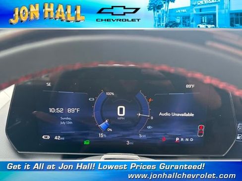 New 2025 Chevrolet Equinox EV RS image 26