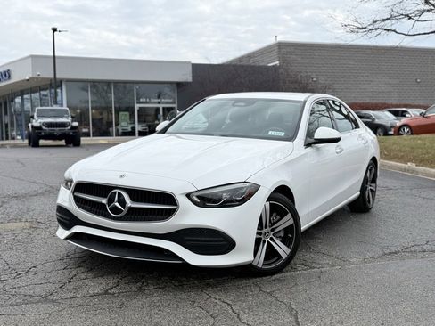 Used 2022 Mercedes-Benz C 300 Sedan image 2