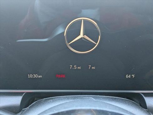 New 2026 Mercedes-Benz GLC 300 image 7