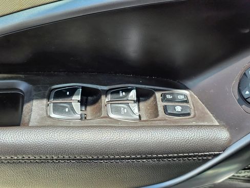 Used 2018 Hyundai Santa Fe Sport w/ Cargo Package FWD image 31