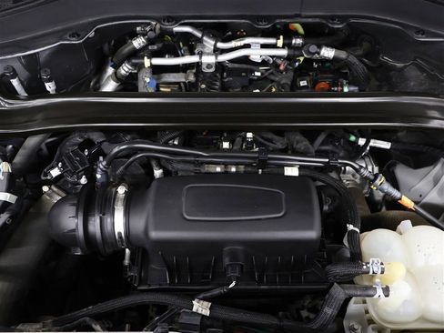 Used 2022 Ford Explorer ST-Line image 22