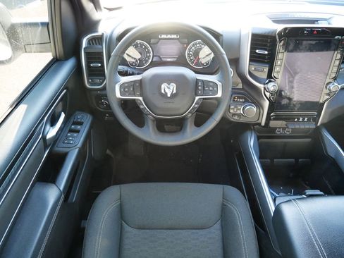 Certified 2025 RAM 1500 Big Horn image 24