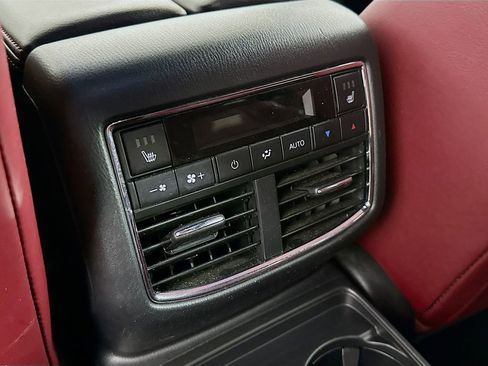 Certified 2023 MAZDA CX-9 Carbon Edition image 34
