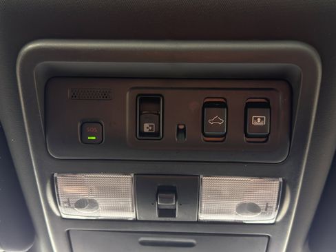 Used 2021 Nissan Titan PRO-4X w/ Pro-4x Convenience Package image 56