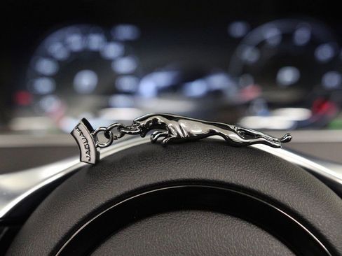 Used 2024 Jaguar F-TYPE R-Dynamic image 27