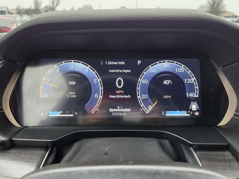 Used 2023 Jeep Grand Cherokee L Limited image 31