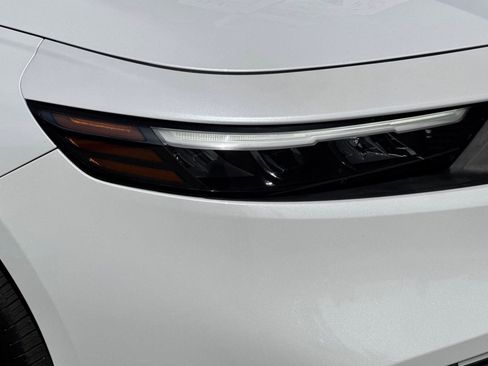 Certified 2023 Honda Accord LX image 10