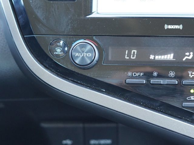 Used 2020 Toyota Camry SE FWD image 38