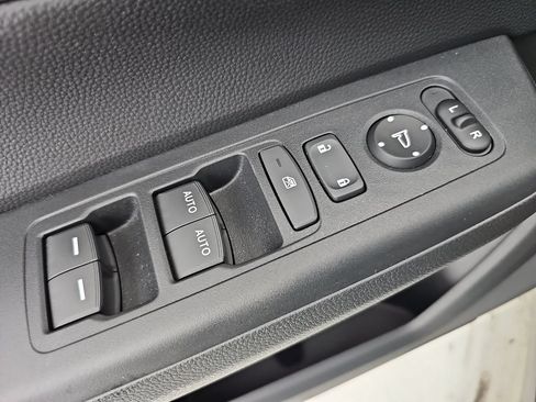 Used 2026 Honda CR-V EX image 33