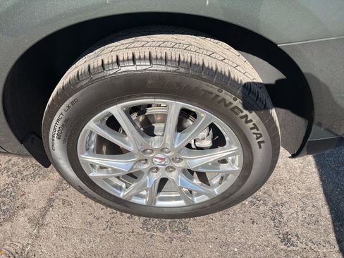 Used 2023 Buick Enclave Essence w/ Experience Buick Package image 10