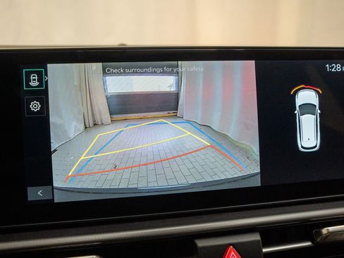 New 2026 Kia Sportage EX image 10