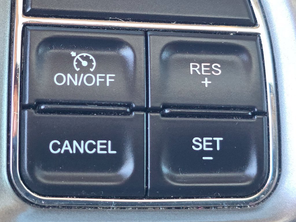 Used 2020 Dodge Journey Crossroad FWD image 5