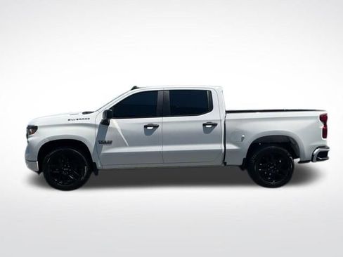 Used 2024 Chevrolet Silverado 1500 Custom RWD image 12