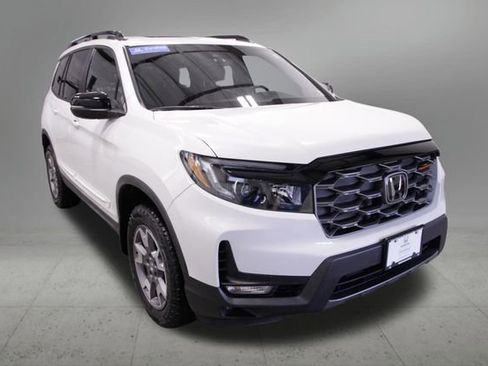 Certified 2022 Honda Passport TrailSport image 9