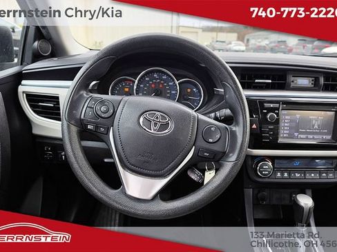 Used 2015 Toyota Corolla LE image 7