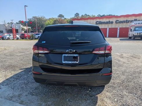 Used 2023 Chevrolet Equinox LS w/ LS Convenience Package image 4