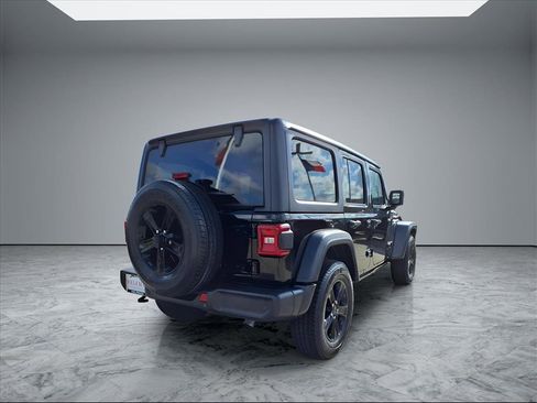 Used 2020 Jeep Wrangler Unlimited Sport image 7