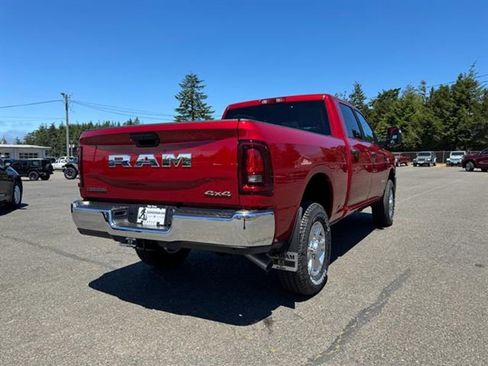 New 2025 RAM 2500 Big Horn image 33