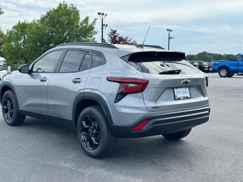 New 2026 Chevrolet Trax LT FWD image 5