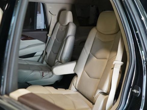 Used 2015 Cadillac Escalade Premium AWD/4WD image 50
