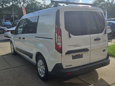Used 2018 Ford Transit Connect XLT FWD image 5