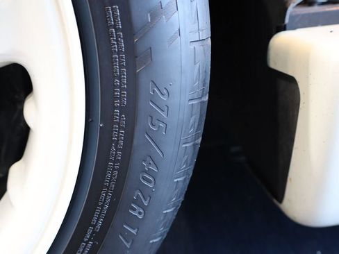 Used 1996 Dodge Viper RT/10 image 13