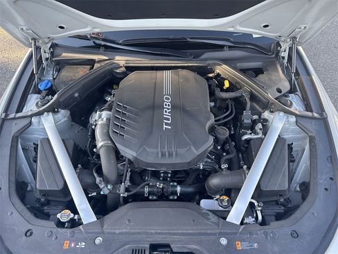 Used 2025 Genesis G70 3.3T Advanced w/ Sport Prestige Package image 18