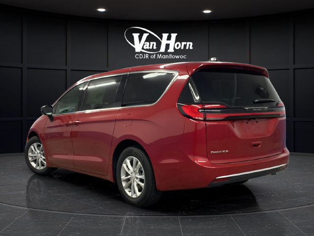 New 2027 Chrysler Pacifica Select FWD image 5
