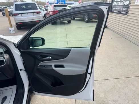 Used 2018 Chevrolet Equinox LS w/ LPO, Protection Package image 16