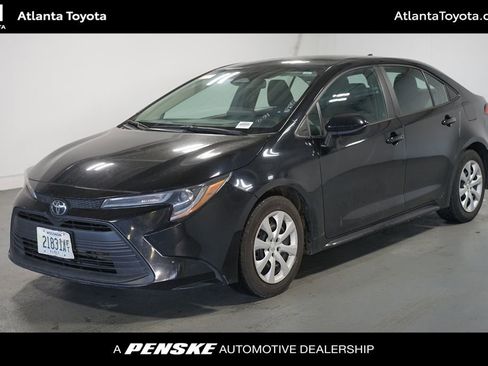 Used 2024 Toyota Corolla LE image 1