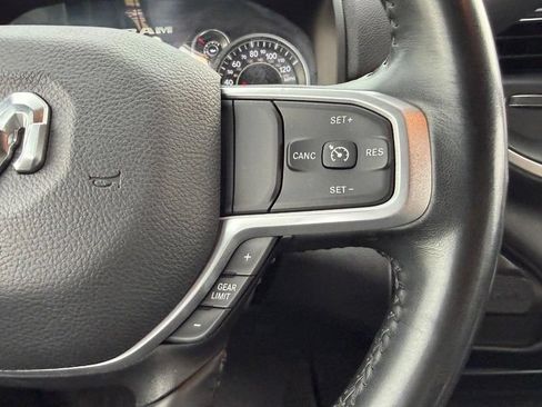 Used 2024 RAM 2500 Big Horn AWD/4WD image 11